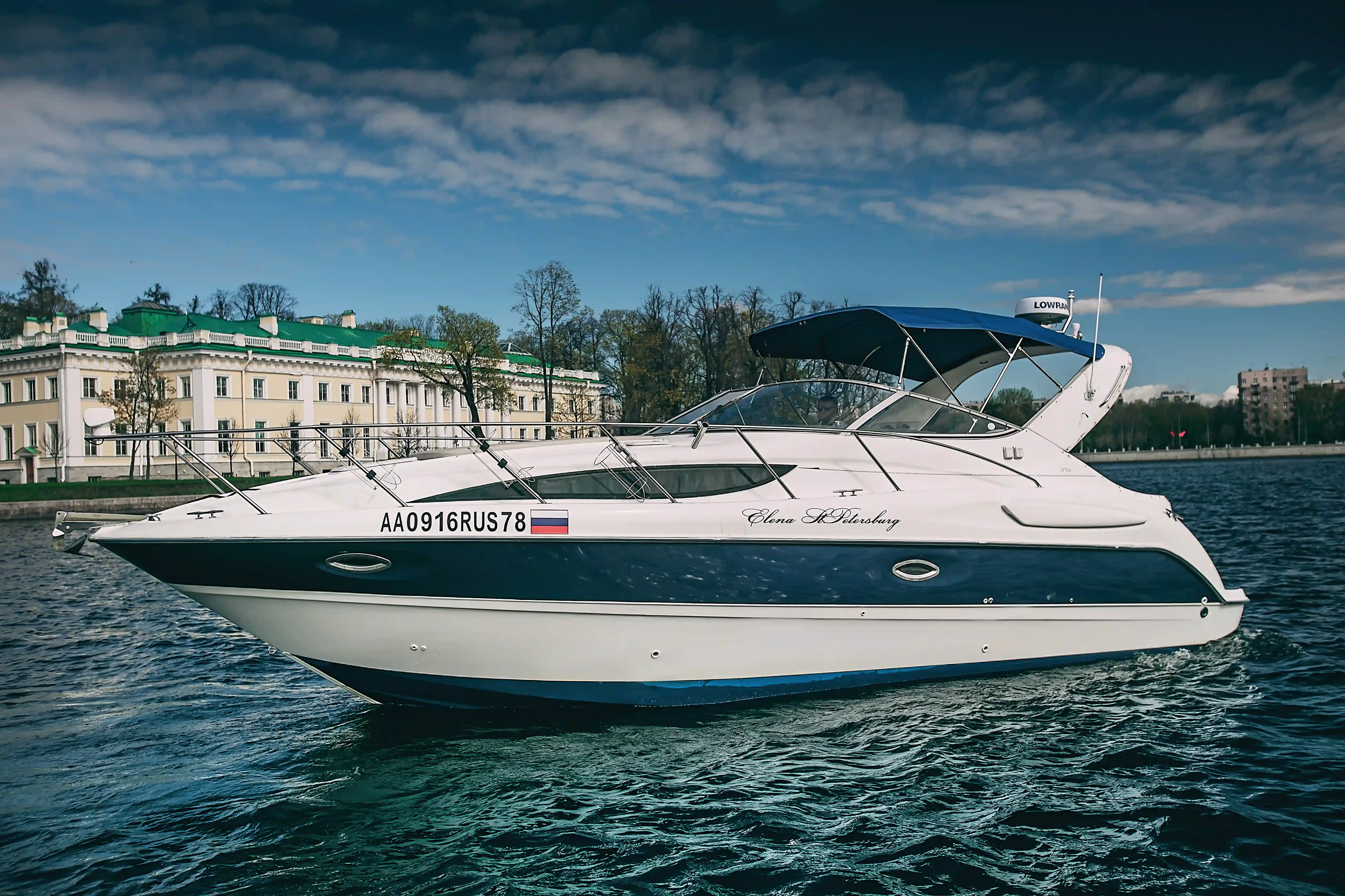 Катер Bayliner 305 «Елена» 
